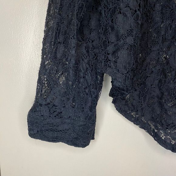 TORRID woman's plus size 2X Madison black lace button up long sleeve top shirt - Picture 8 of 15